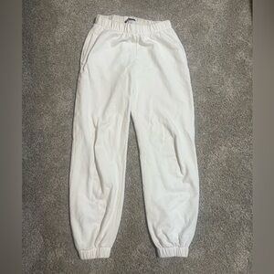 Comfy and cute white brandy Melville sweatpants